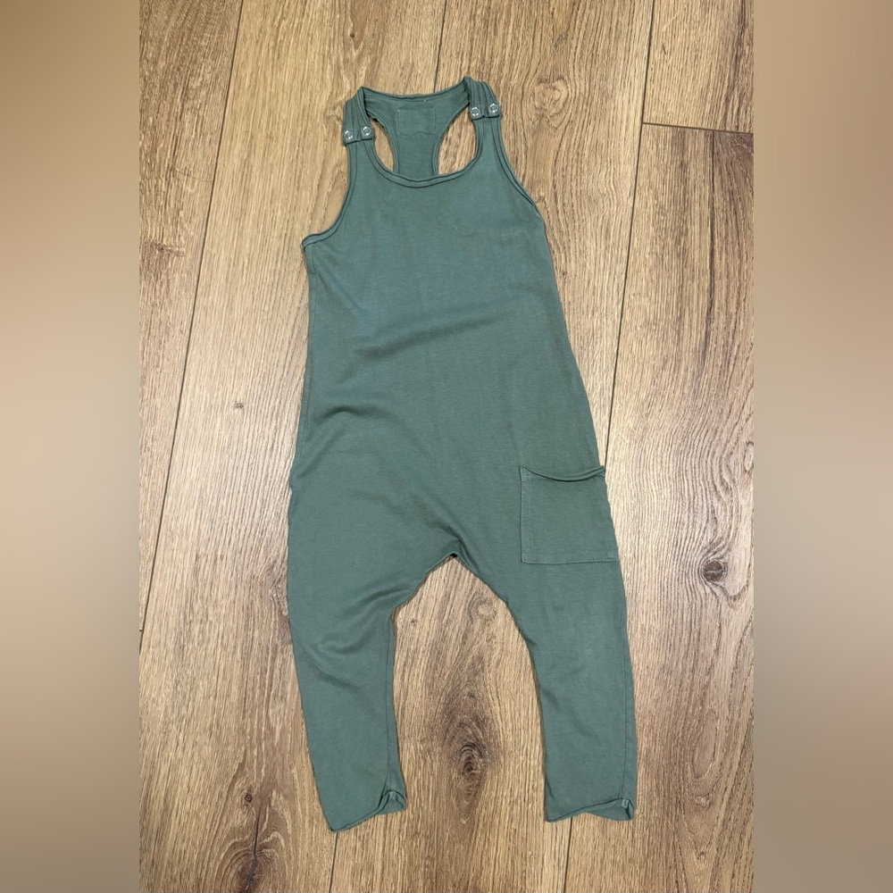 Be Mi Los Angeles Classic Girls Romper || Olive